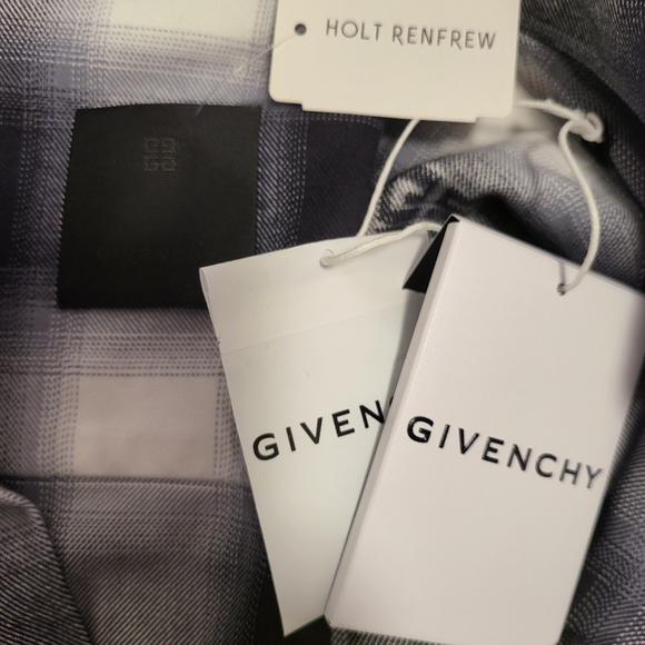 GIVENCHY 4G Motif Plaid Print Short Sleeve Shirt - Picture 8 of 8